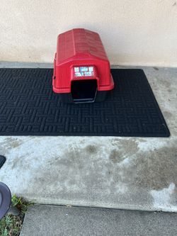 Small Dog House Red And Black