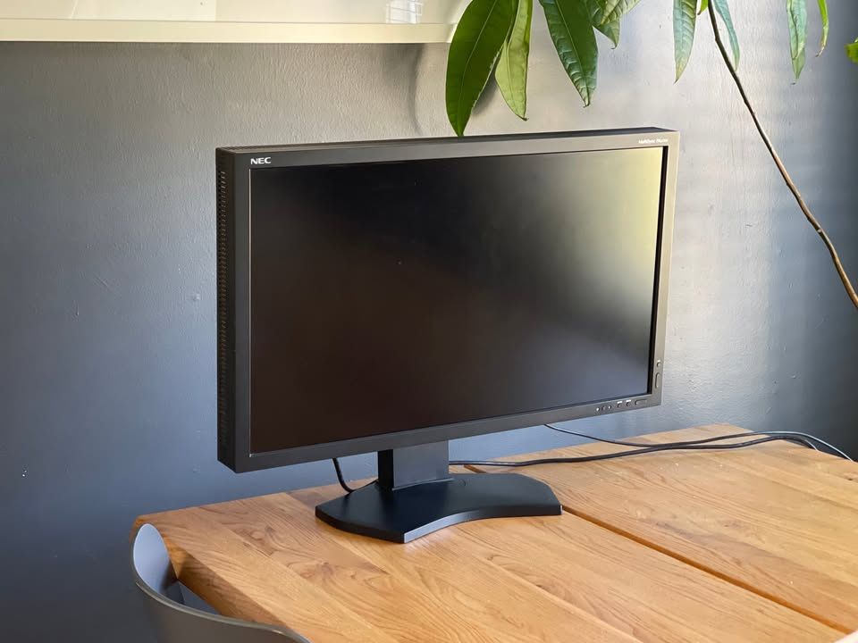 NEC PA272W-BK 27" Computer Monitor