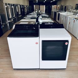 Brand new LG 5.5 cu. ft. top load washer (model WT8400CW) and 7.3 cu. ft. gas dryer with EasyLoad door and AI Sensor Dry (model DLG8401WE),