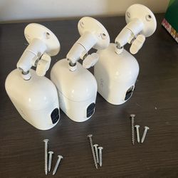 Arlo Security Cameras x3