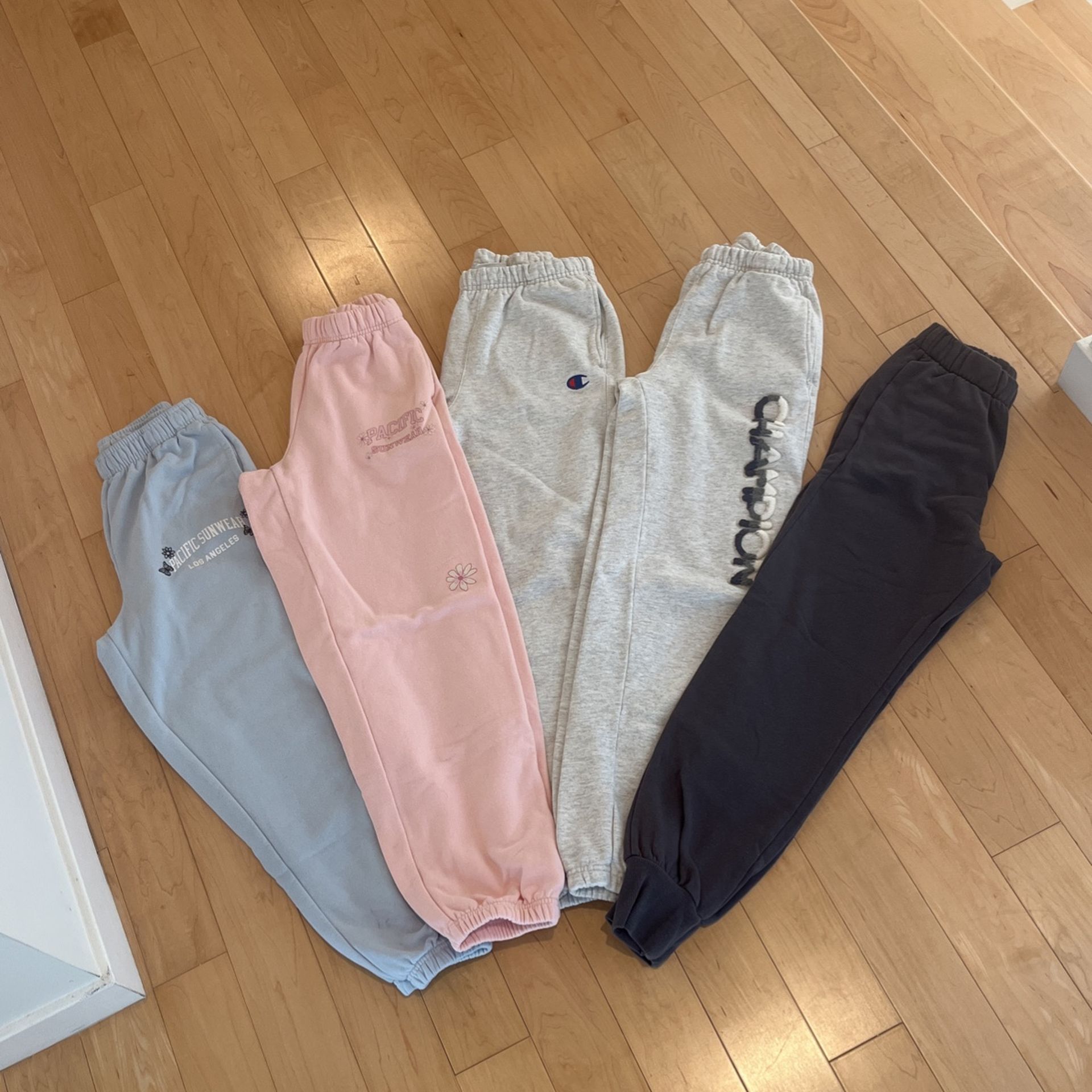 Jogging pants Xs & Y14