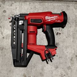 Milwaukee M18 16 gauge finishing Miller