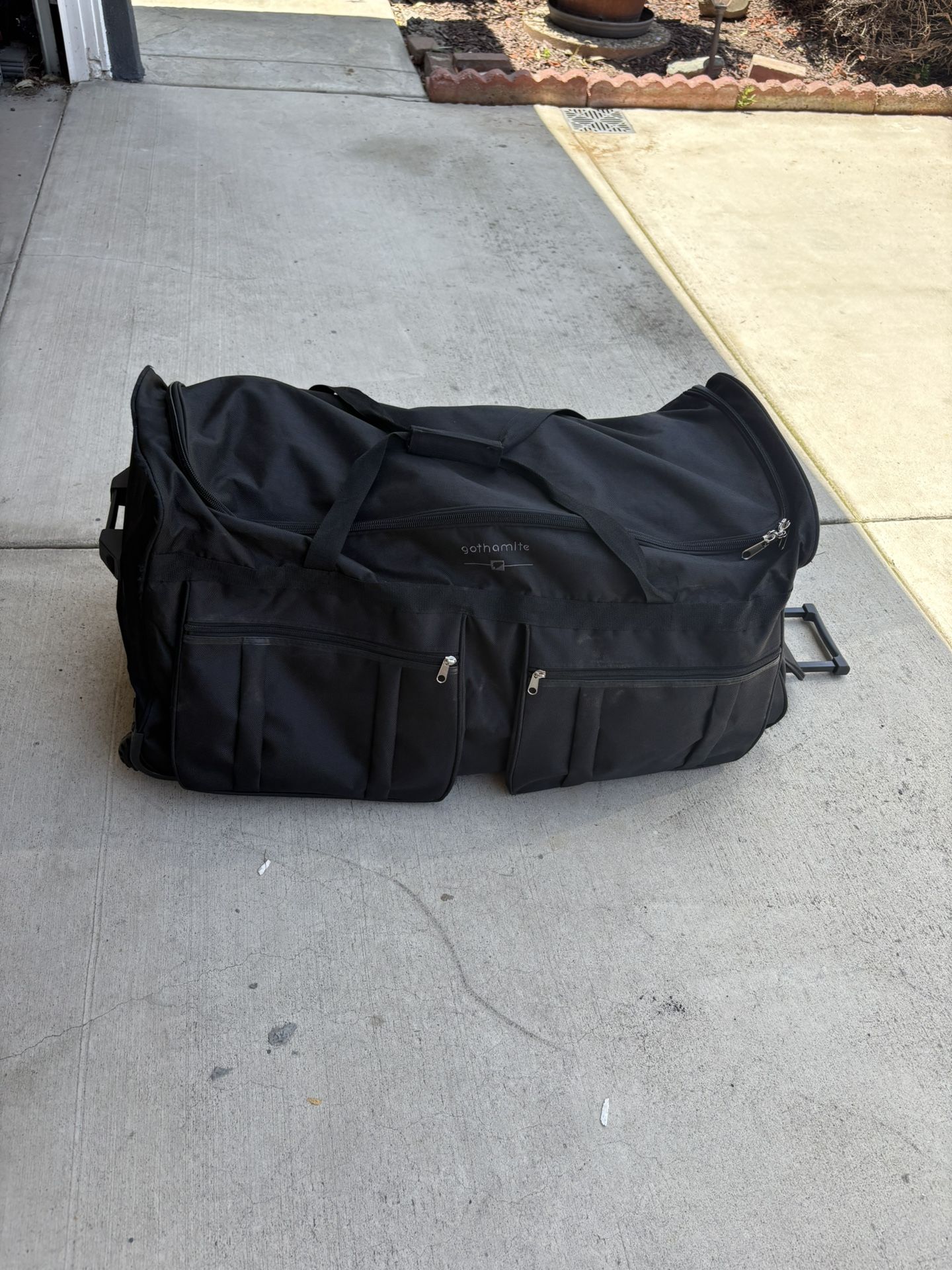 Large Duffle Bag With Wheels And Handle