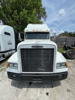 Semi Truck 2001 - Freightliner FLD 120