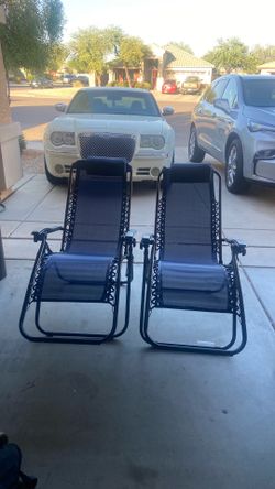 Gravity chairs, 75 for the pair