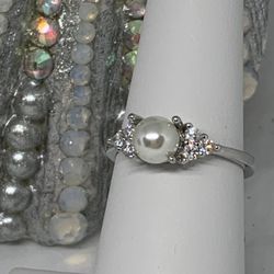 Precious Pearl & Bling Ring Sz6 $12
