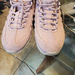 Women's Nike Airmax 95's