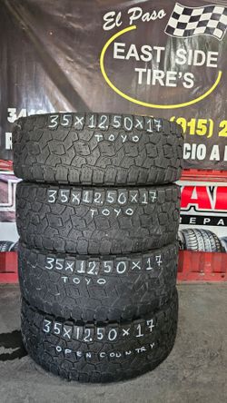 35x12.50 17 TOYO A/T 90% VIDA  INSTALADAS POR 480