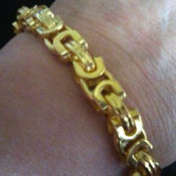 Gold Link Bracelet