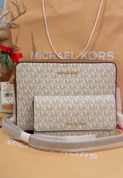 💯💯💯 Brand New!!! Authentic!!! Michael Kors Crossbody Purse With Matching Wallet