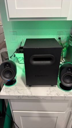 SteelSeries 2.1 Speaker System with Subwoofer