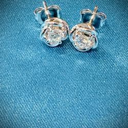 14k White Gold Diamond Halo Earrings from “The Leo” Collection W/ Certification