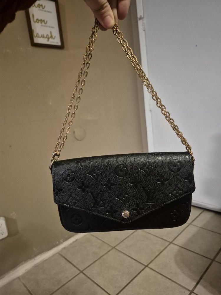 Louis Vuitton felicie pochette