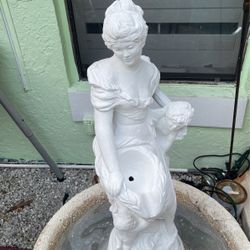 Henri Studio Fountain 