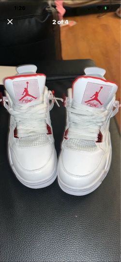 red metallic 4s