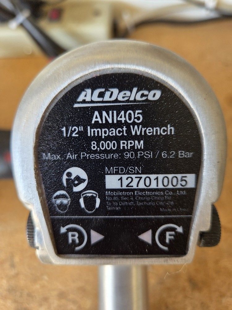 AC Delco Pneumatic Impact Wrench