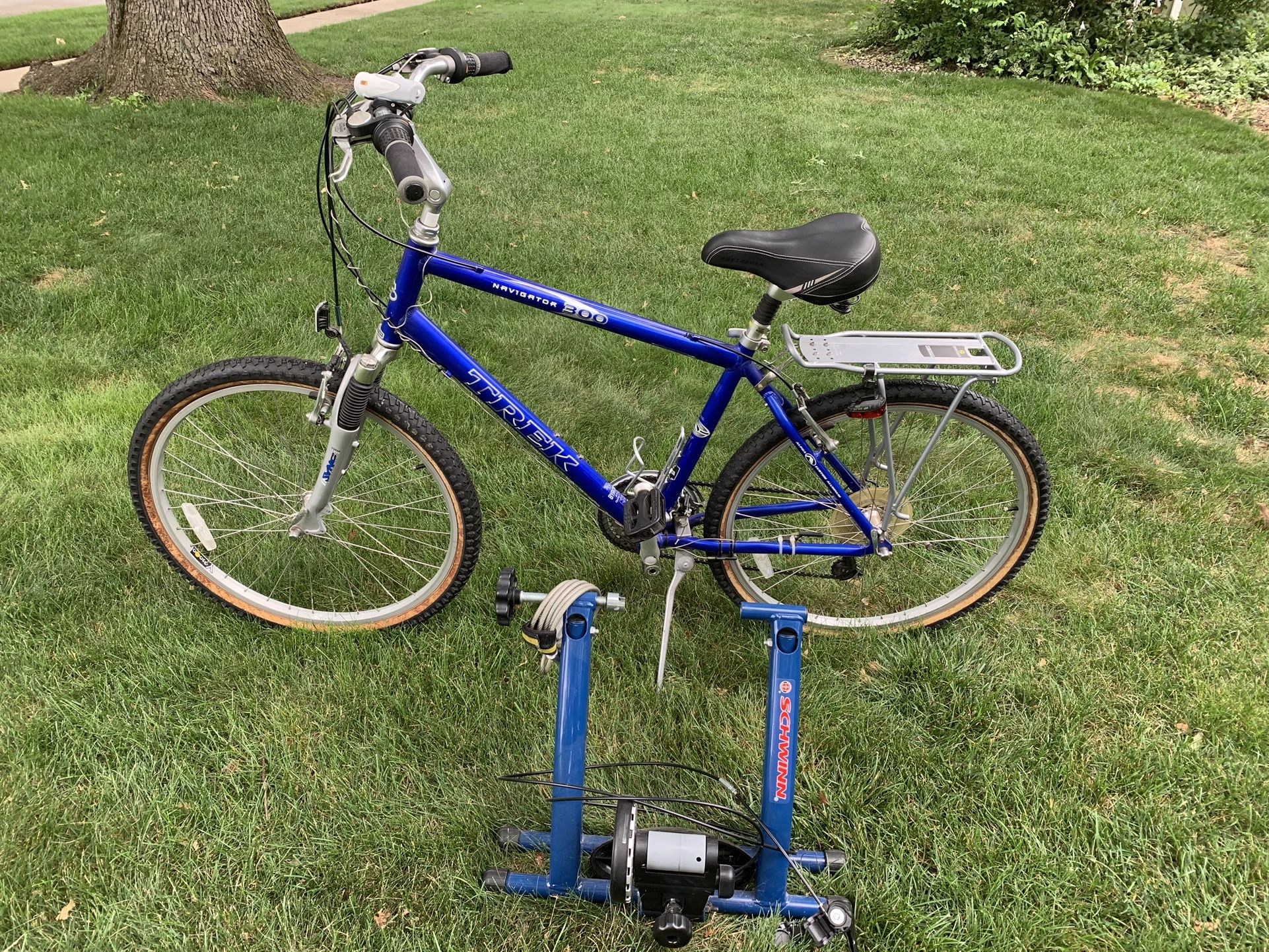trek navigator 300 bicycle TREK NAVIGATOR 300 - Hybrid Mountain/commuter/comfort bike - Great  Condition! for Sale in Mokena, IL