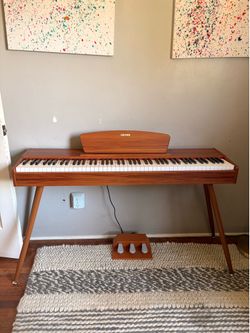 Donner mid century modern piano