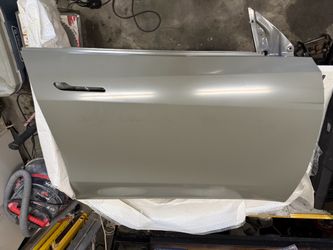Tesla Model Y RH Passenger side Door Shell