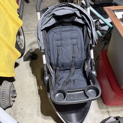 Graco stroller(heavily Used) 