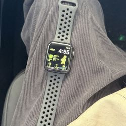 Apple Watch Series 5
