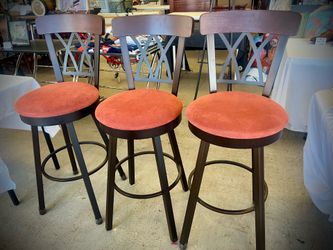 Swivel BarStools / 3 Bar Stools