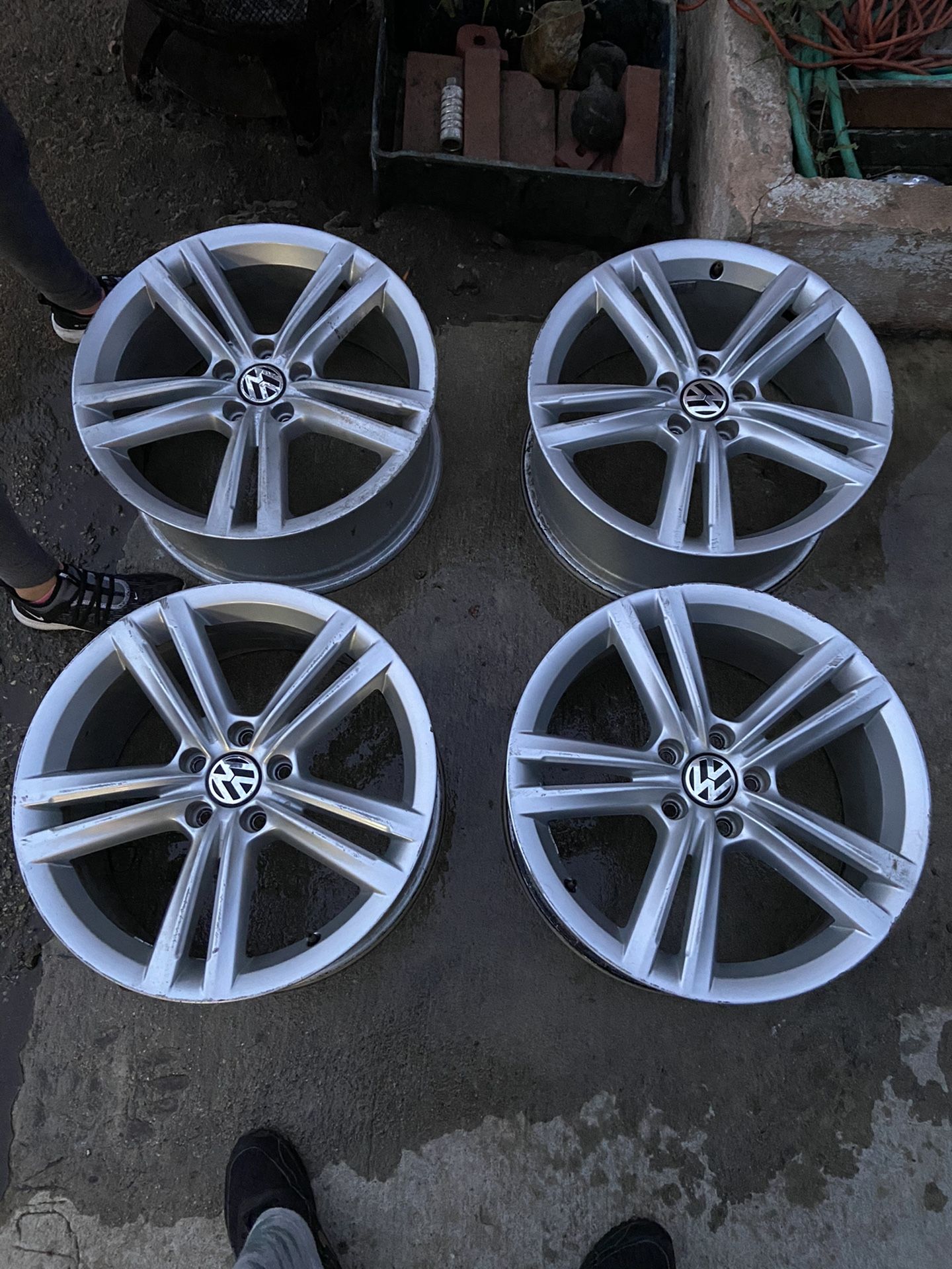 VW Rims 18”