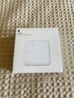 NEW Apple USB-C 30W Power Adapter