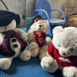 Santa Bears And Stuffy