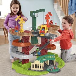 Train Thomas & Friends Multi-Level Toy Track Set $30