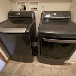 LG XL capacity washer and dryer set