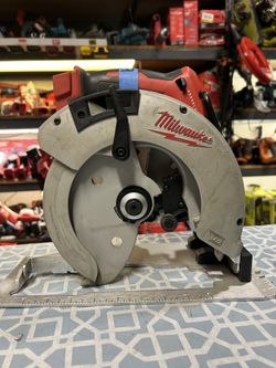 MILWAUKEE M18 cordless circula saw 7-1/4 in. Brushless $149
