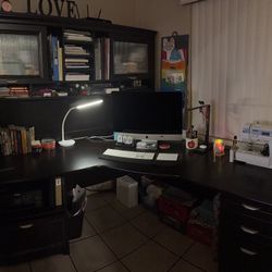 L-Shaped Corner Desk 