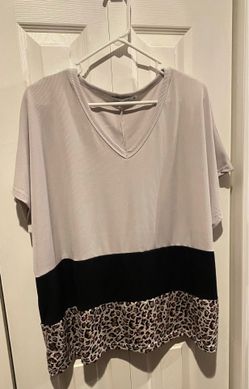 MissLook Plus Size Ribbed V-Neck Leopard Colorblock Short Sleeve Top size 3x