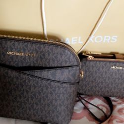 MICHAEL KORS CROSSBODY-$150 