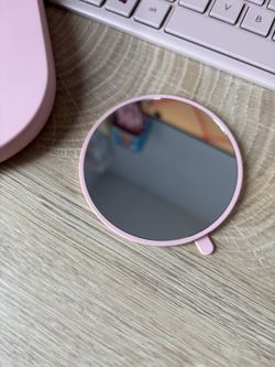 Bunny phone stand