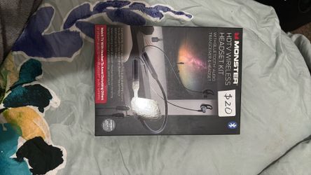 Monster HDTV Wireless Headset Kit With Bluetooth Audio Transceiver & Headset 