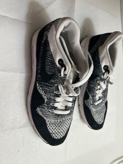 Nike Flyknit Running Sneakers