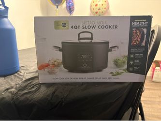 Slow cooker