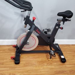 sunny health & fitness magnetic belt drive indoor cycling bike with 44 lb flywheel  SF-B1805 