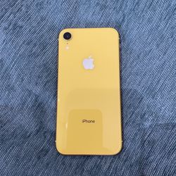 iPhone XR Unlocked 64gb Yellow Color 