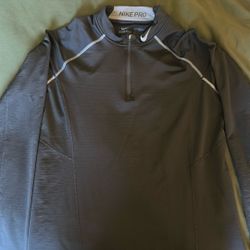 Nike Pro Dry Fit Large Fitted Jacket