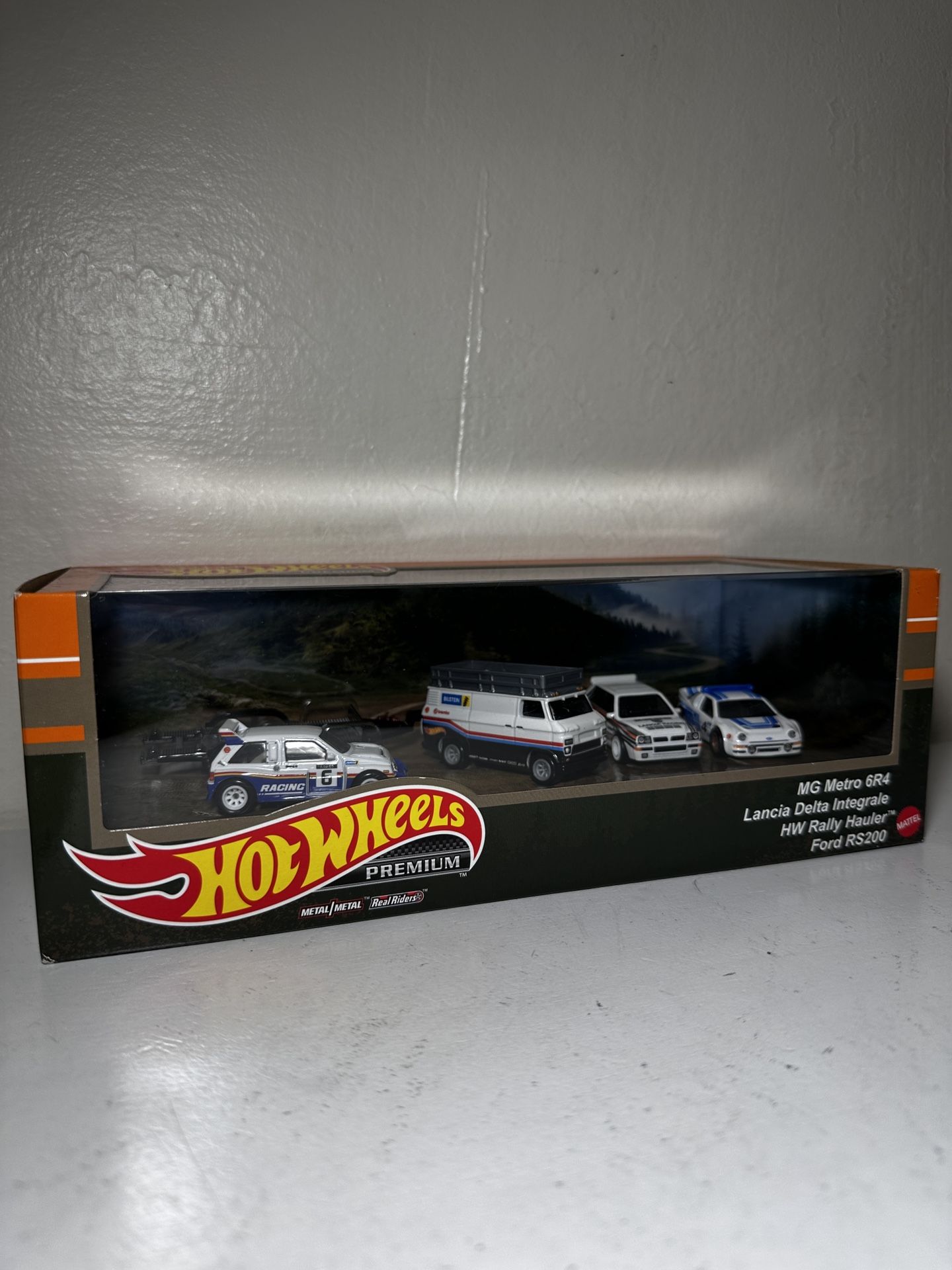 Hot Wheels Premium Collector Rally Legend Display Set