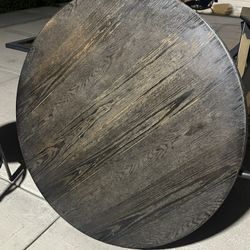Round Table Set 