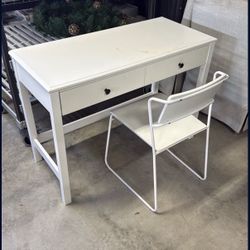 Desk With Chair