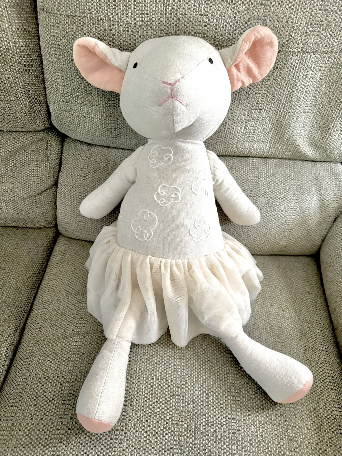 Super Cute large plush Ballerina Mouse with Tutu. Linen Material, high quality.  See all info BELOW!