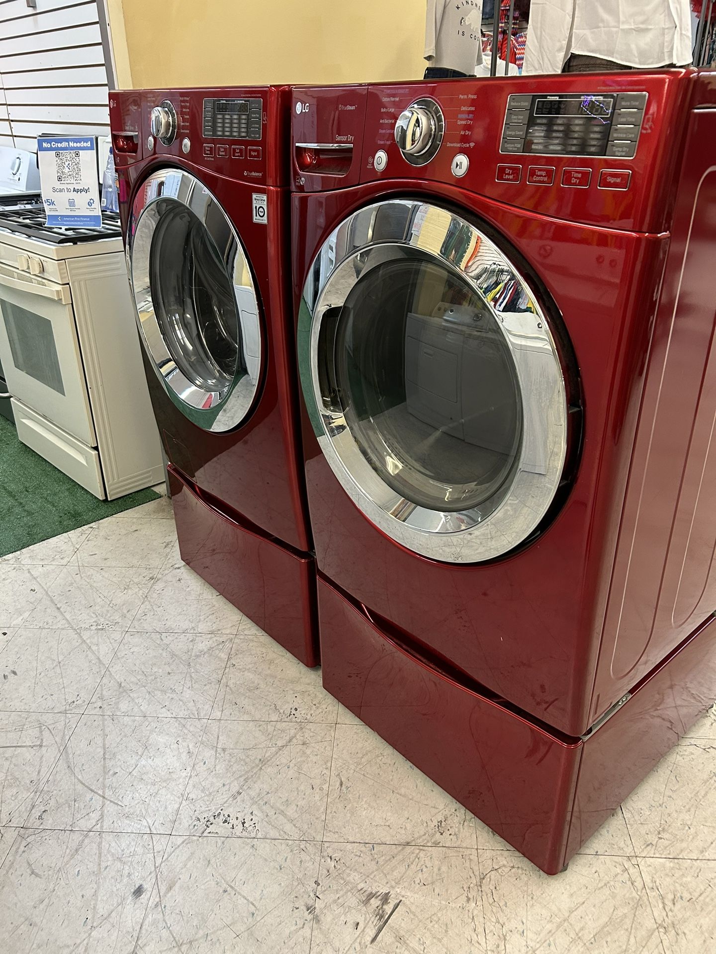 LG Like New Red Frontload Pedestal Washer Dryer Set 27”