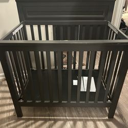 Davinci Mini crib