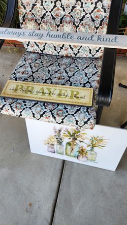 Decorations 