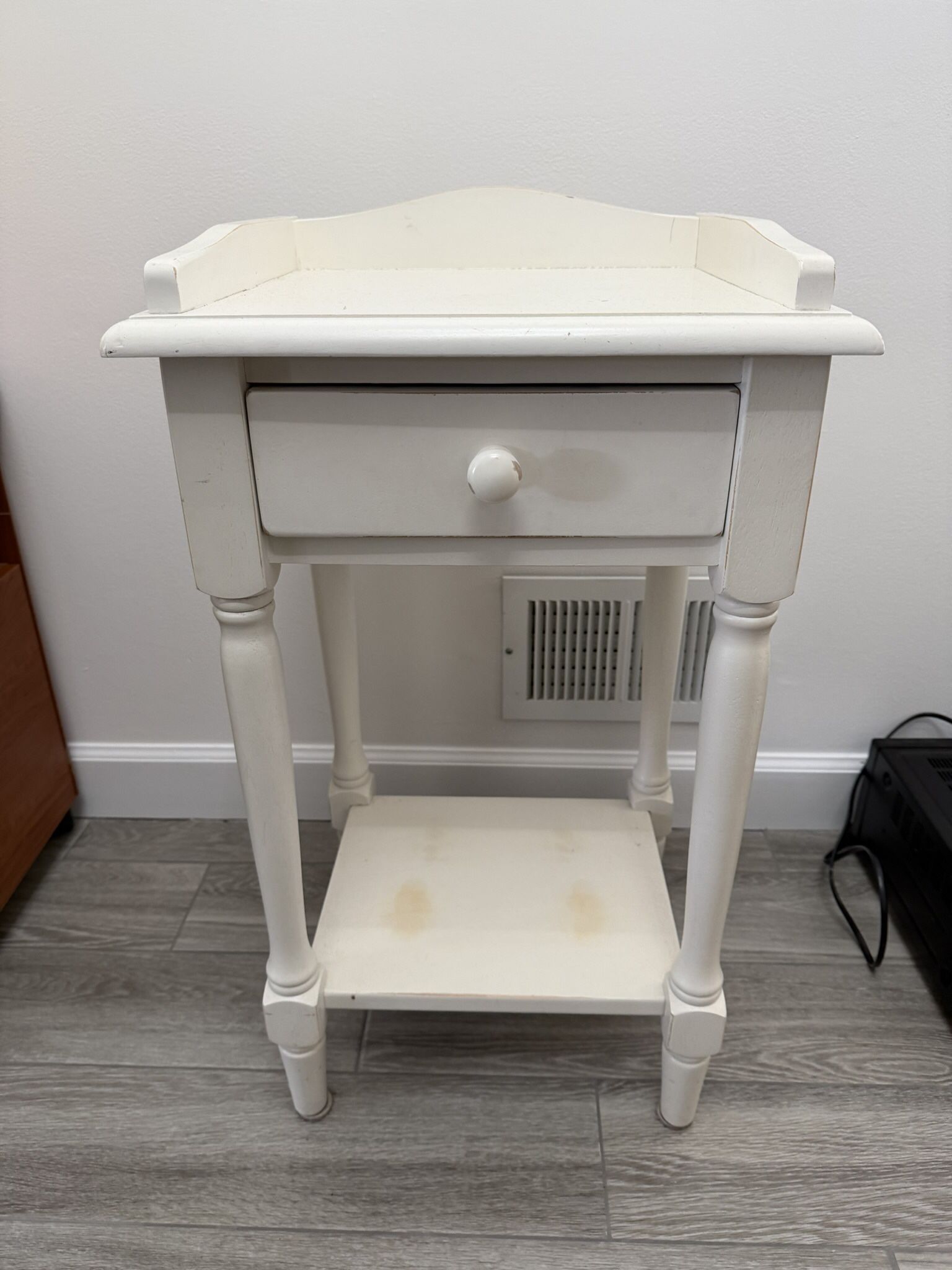 Nightstand/ End Table